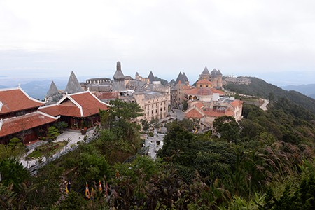 Bana Hill during wedding season - ảnh 10